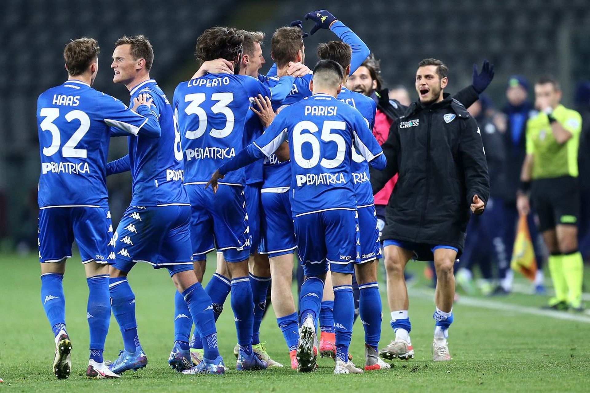 主教练提供 主教练提供