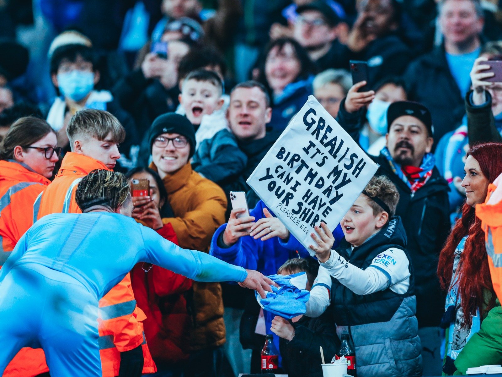 仪式上的故 仪式上的故